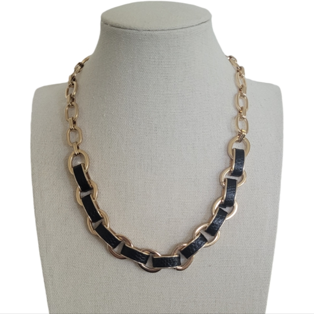 Anne Klein Mod Collar Gold Tone Black Leather Chunky Chain Necklace 16.5"-19.5"